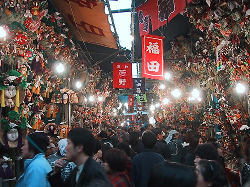 大鳥神社境内